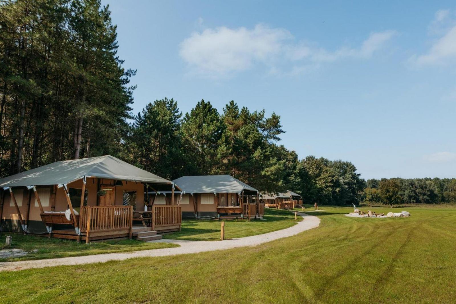 Glamping Lodge With Eco-Wellness Zeewolde Exterior foto