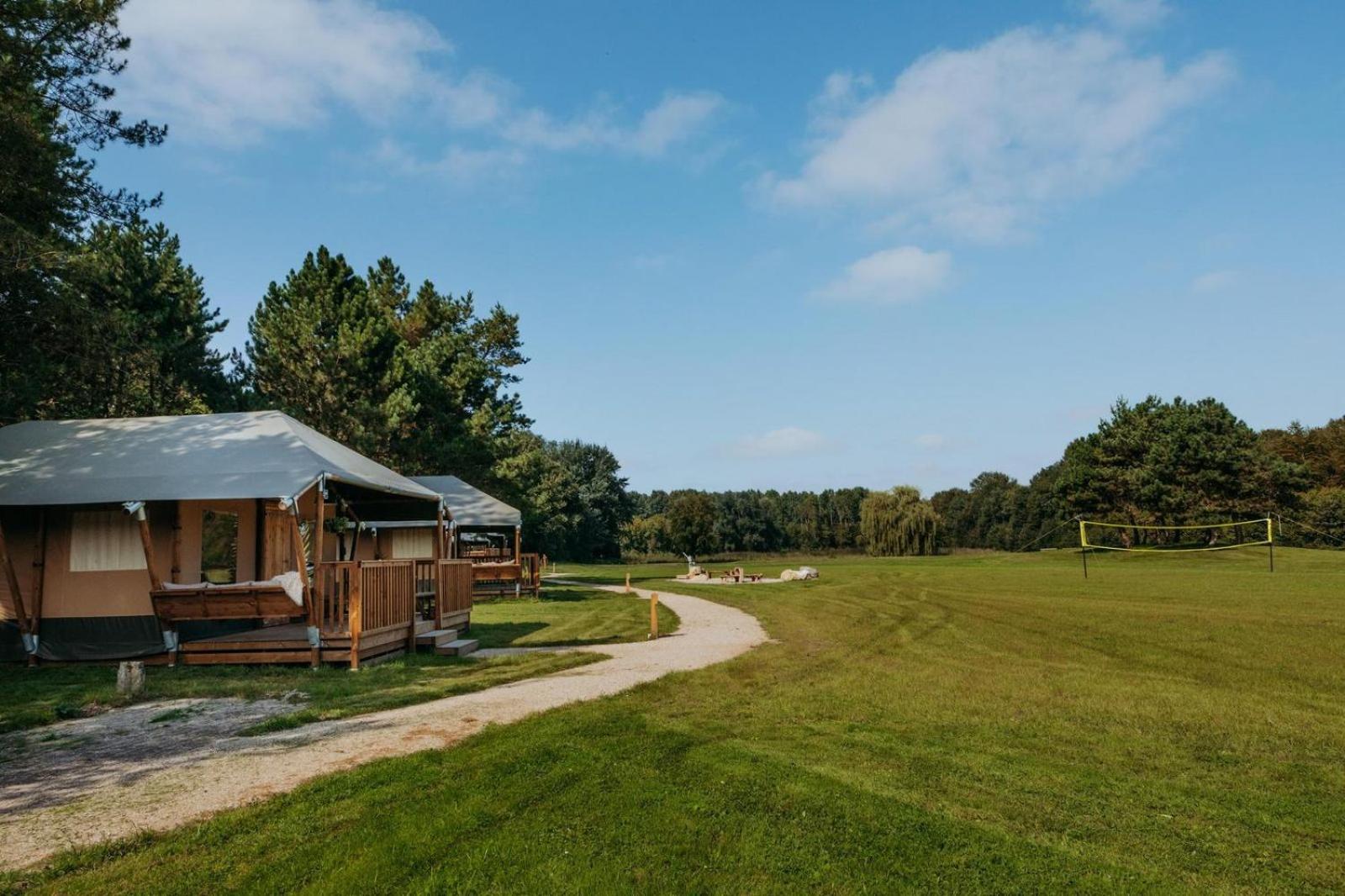 Glamping Lodge With Eco-Wellness Zeewolde Exterior foto